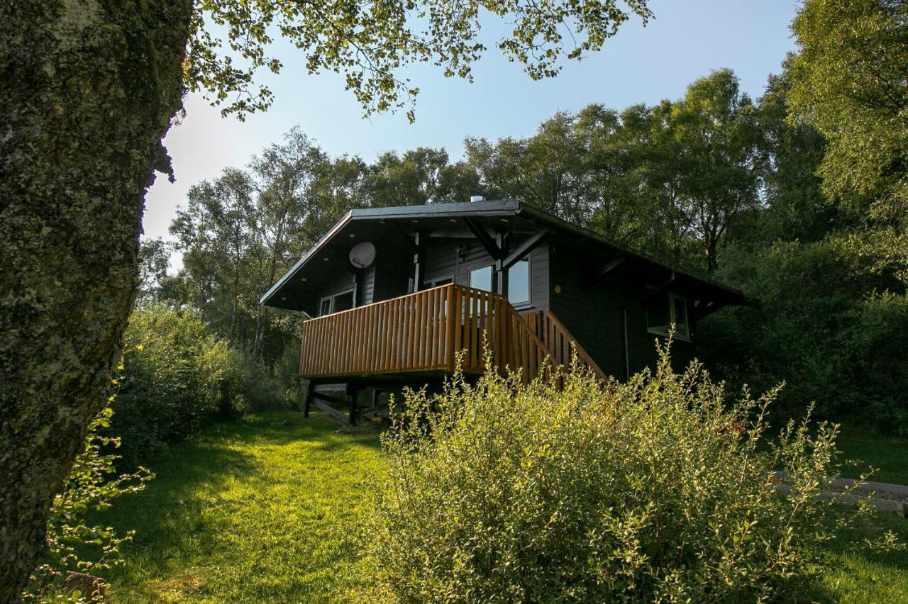 Ancarraig Lodges Drumnadrochit Buitenkant foto