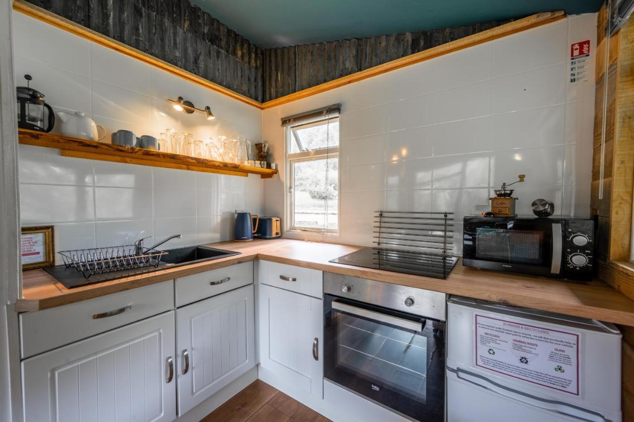 Ancarraig Lodges Drumnadrochit Buitenkant foto