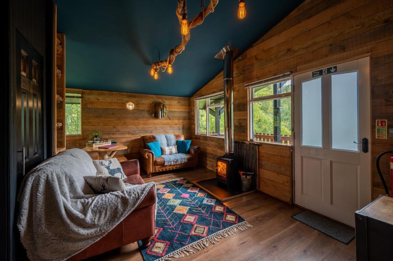 Ancarraig Lodges Drumnadrochit Buitenkant foto