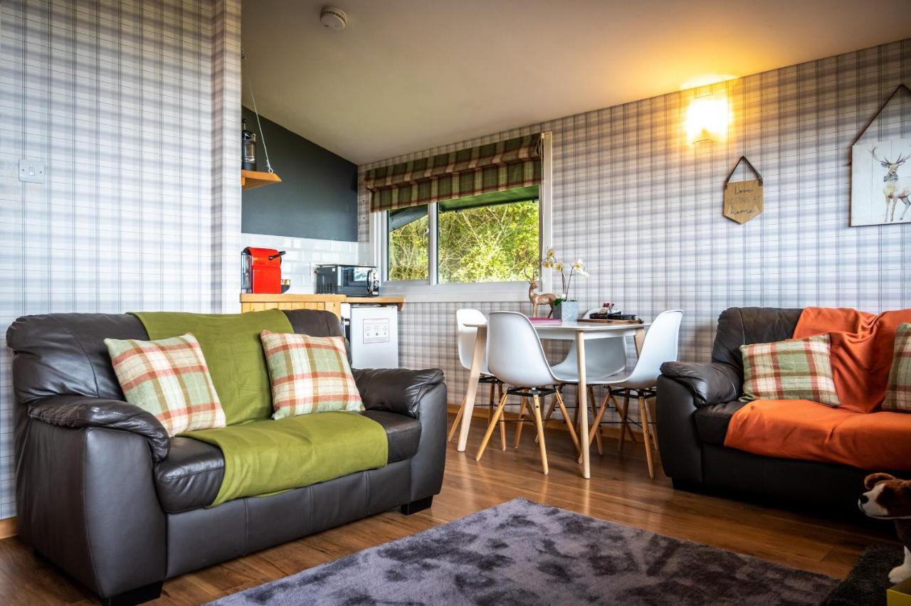 Ancarraig Lodges Drumnadrochit Buitenkant foto